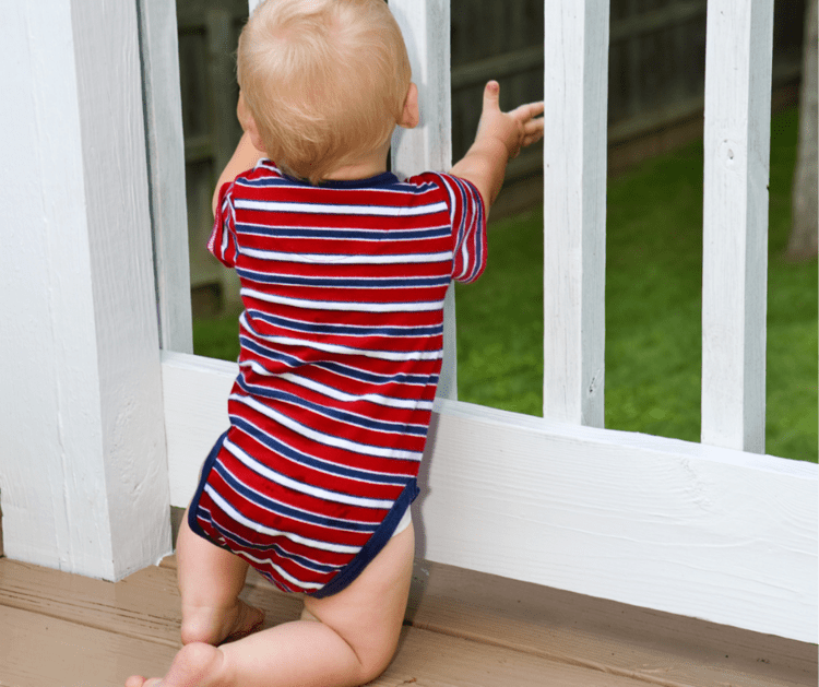 How to encourage baby to best sale pull up